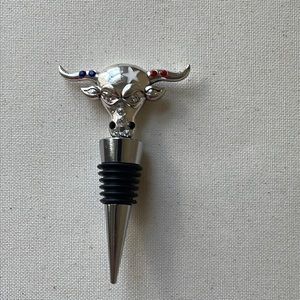 Bull Cow Wine Topper 3.5 inches
